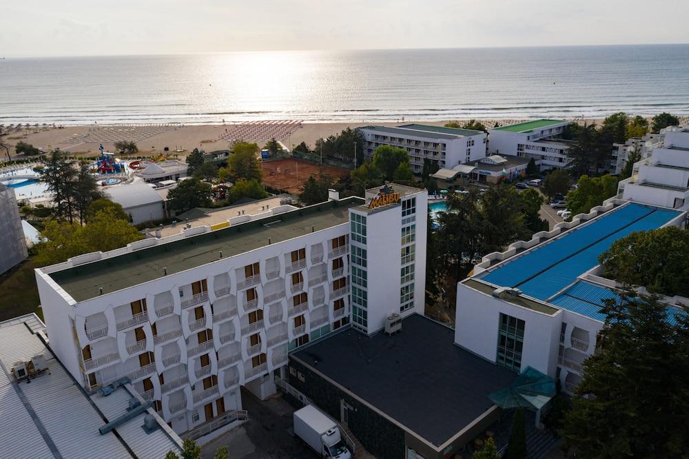 Hotel Malibu Албена Экстерьер фото