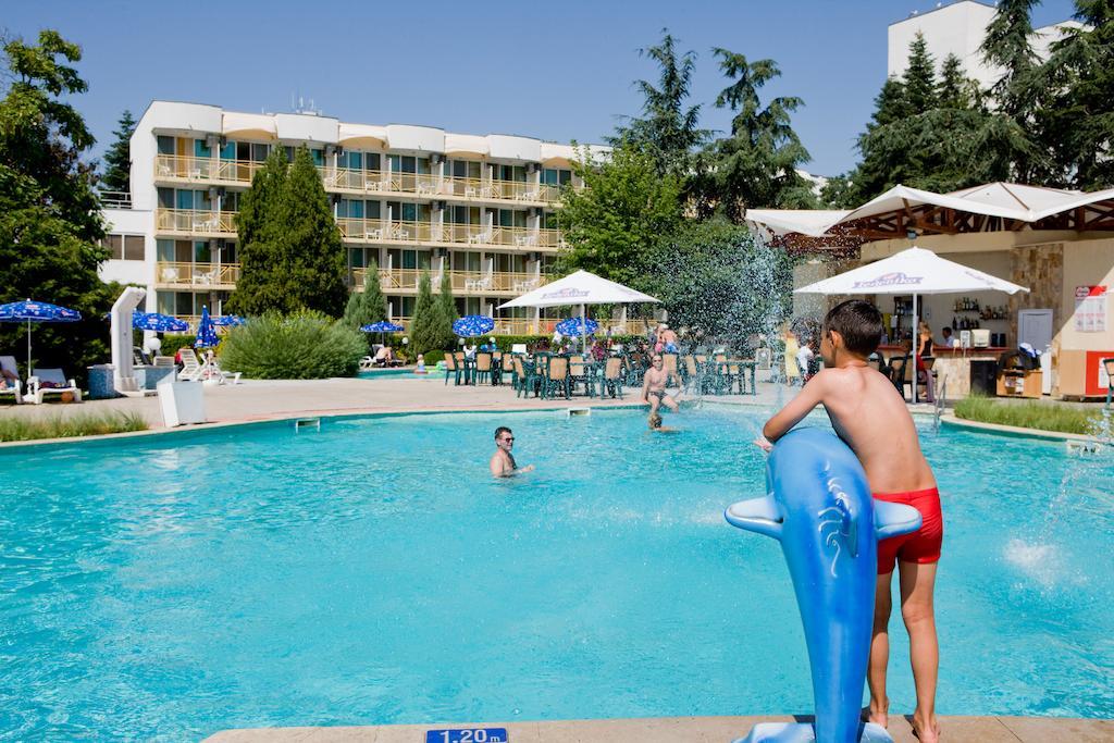 Hotel Malibu Албена Экстерьер фото